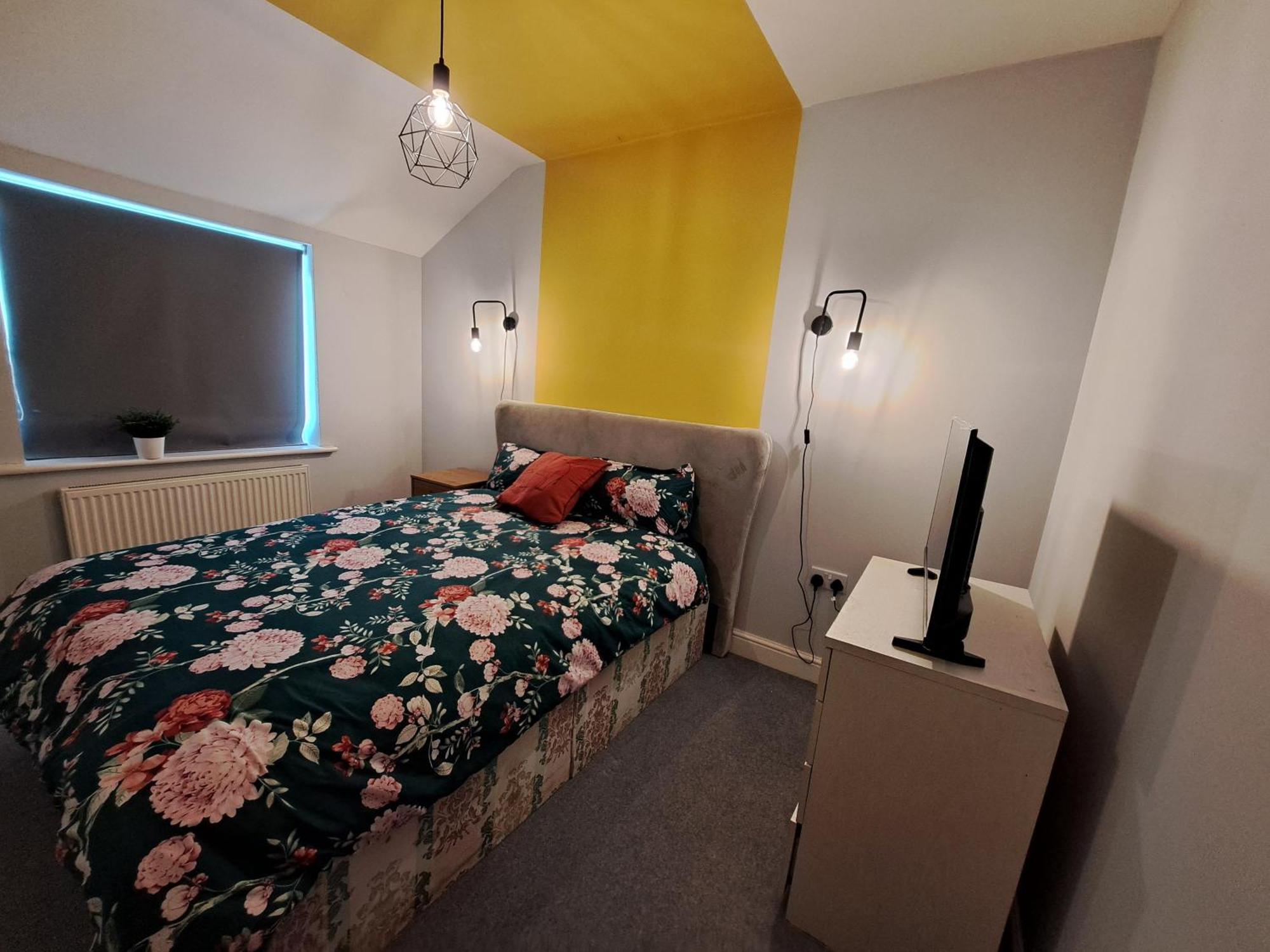 Private And Comfortable Room In Cosy Home Nottingham Exterior foto